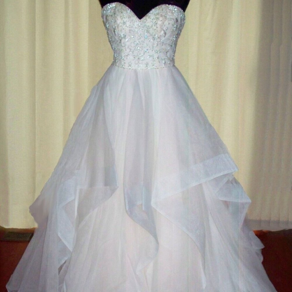 Maggie Sottero Wedding Gown Size 10